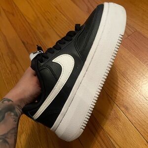 Women nike platform size 5.5